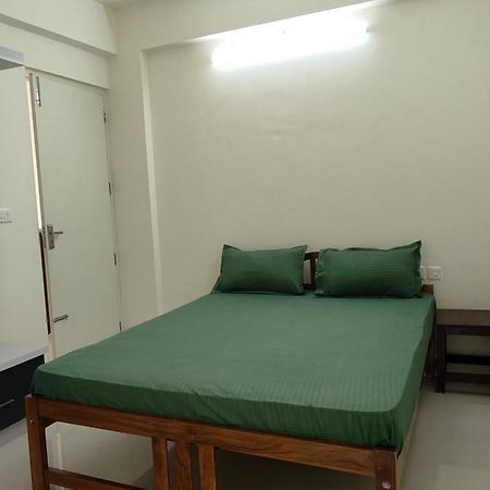 Hobiz Serviced Apartments Chalakuzhy Nr Medical College Trivandrum Thiruvananthapuram Εξωτερικό φωτογραφία